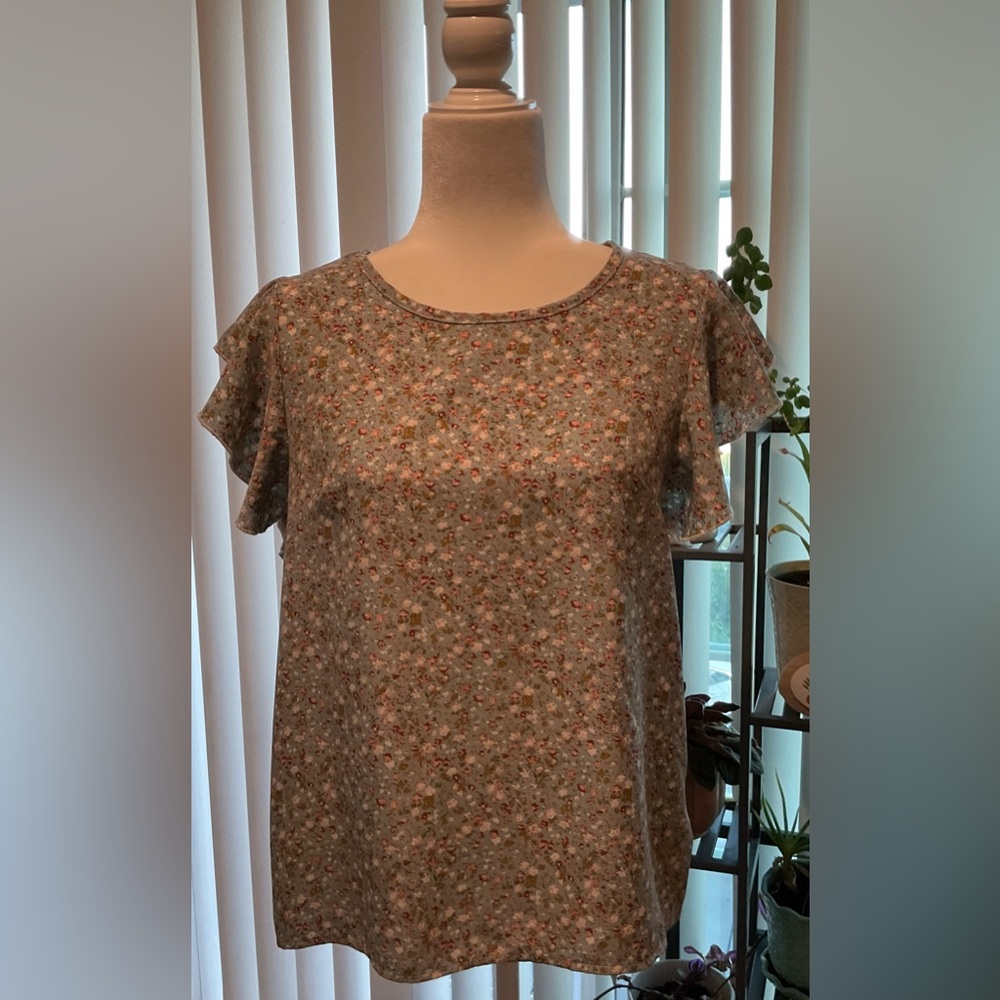 Floral Patterned Women's Blouse